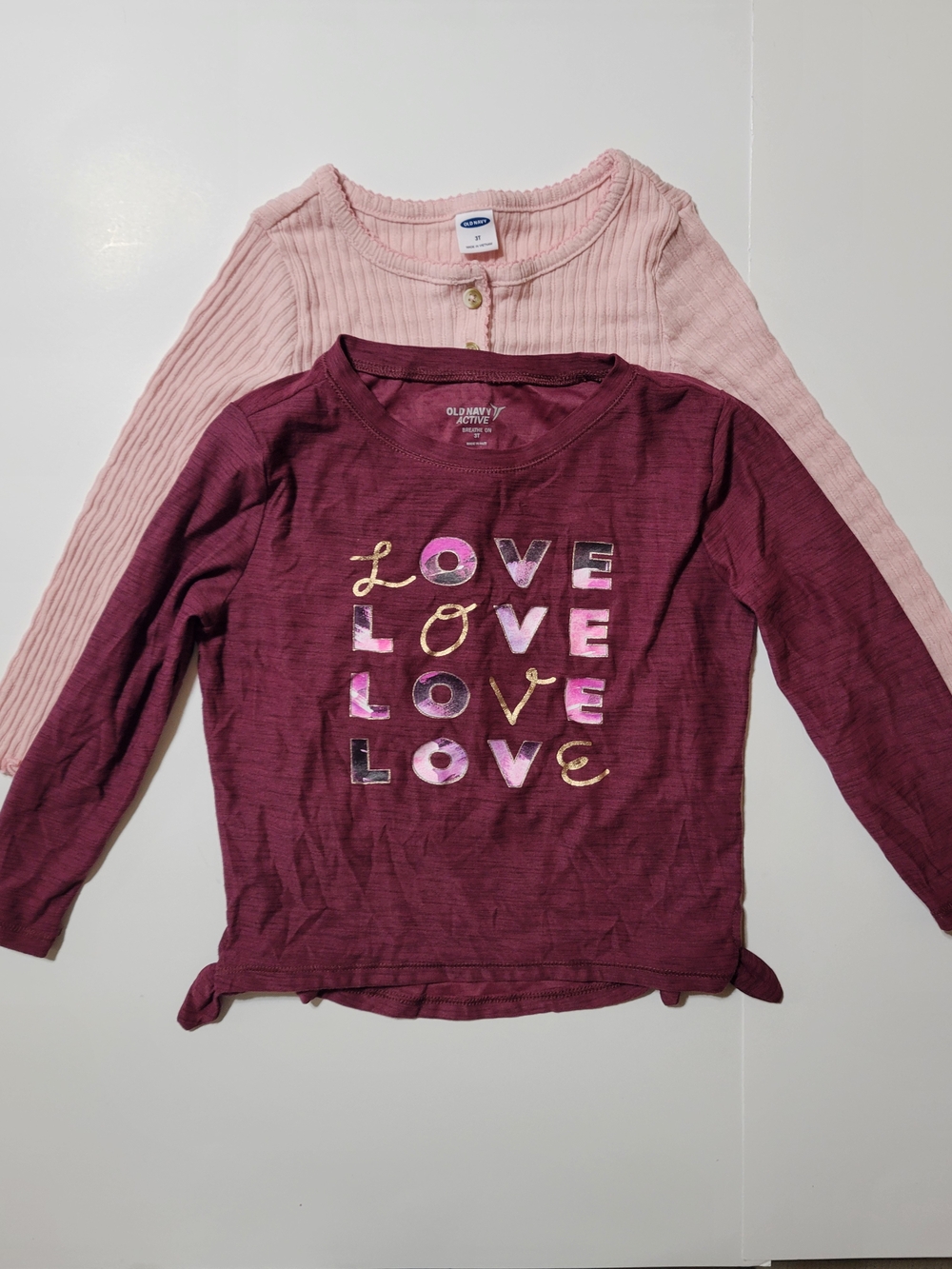 Old Navy Toddler Girls Long Sleeve Shirt Lot Size 3T Pink Burgundy Love Graphic